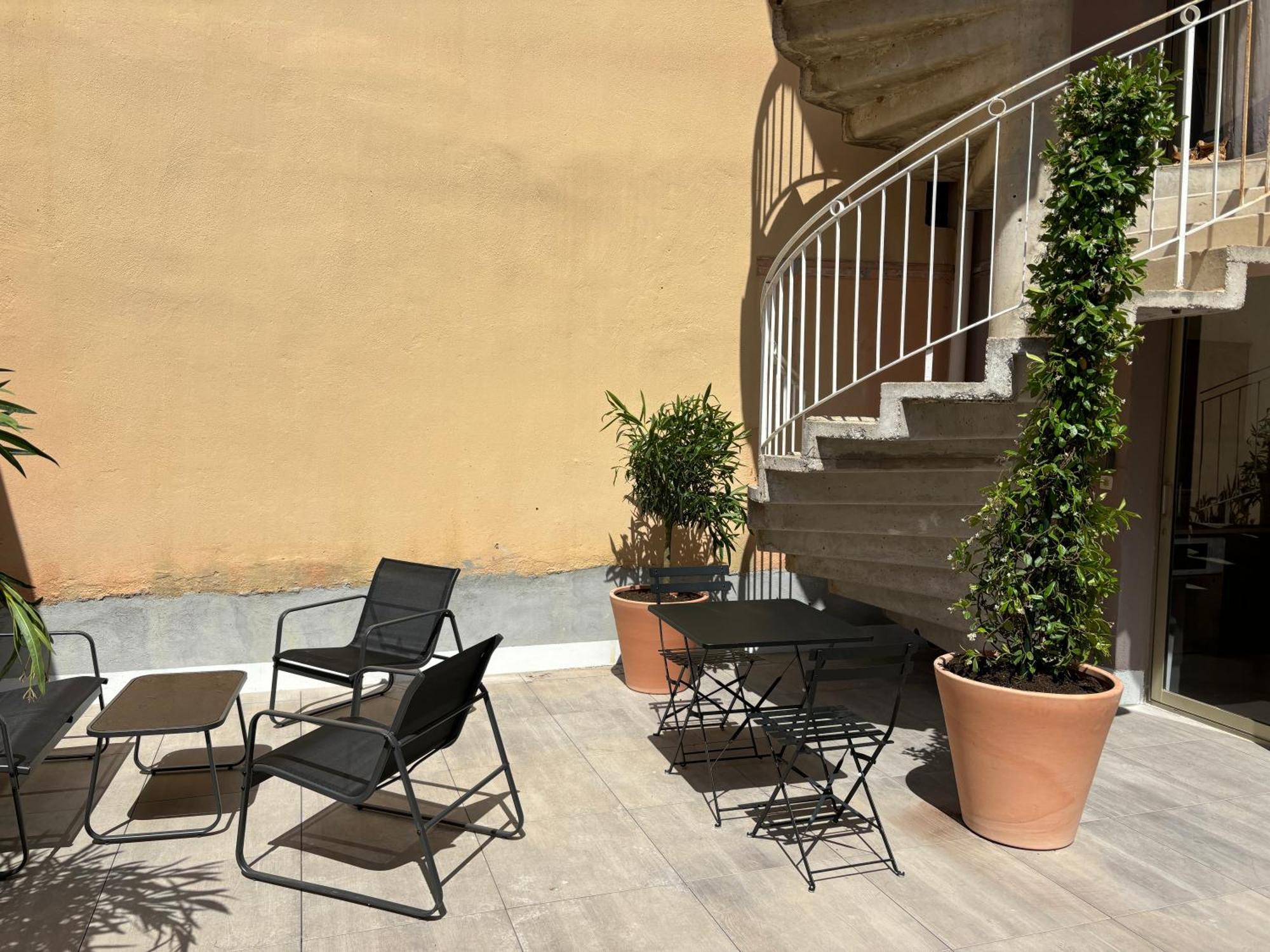 Studio Spacieux Avec Patio En Centre Ville Cavalaire-sur-Mer Εξωτερικό φωτογραφία
